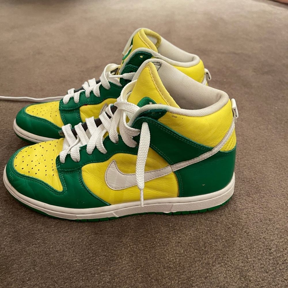 COPY - Nike Dunks Airforce 1 High Top Sneakers. University of Oregon